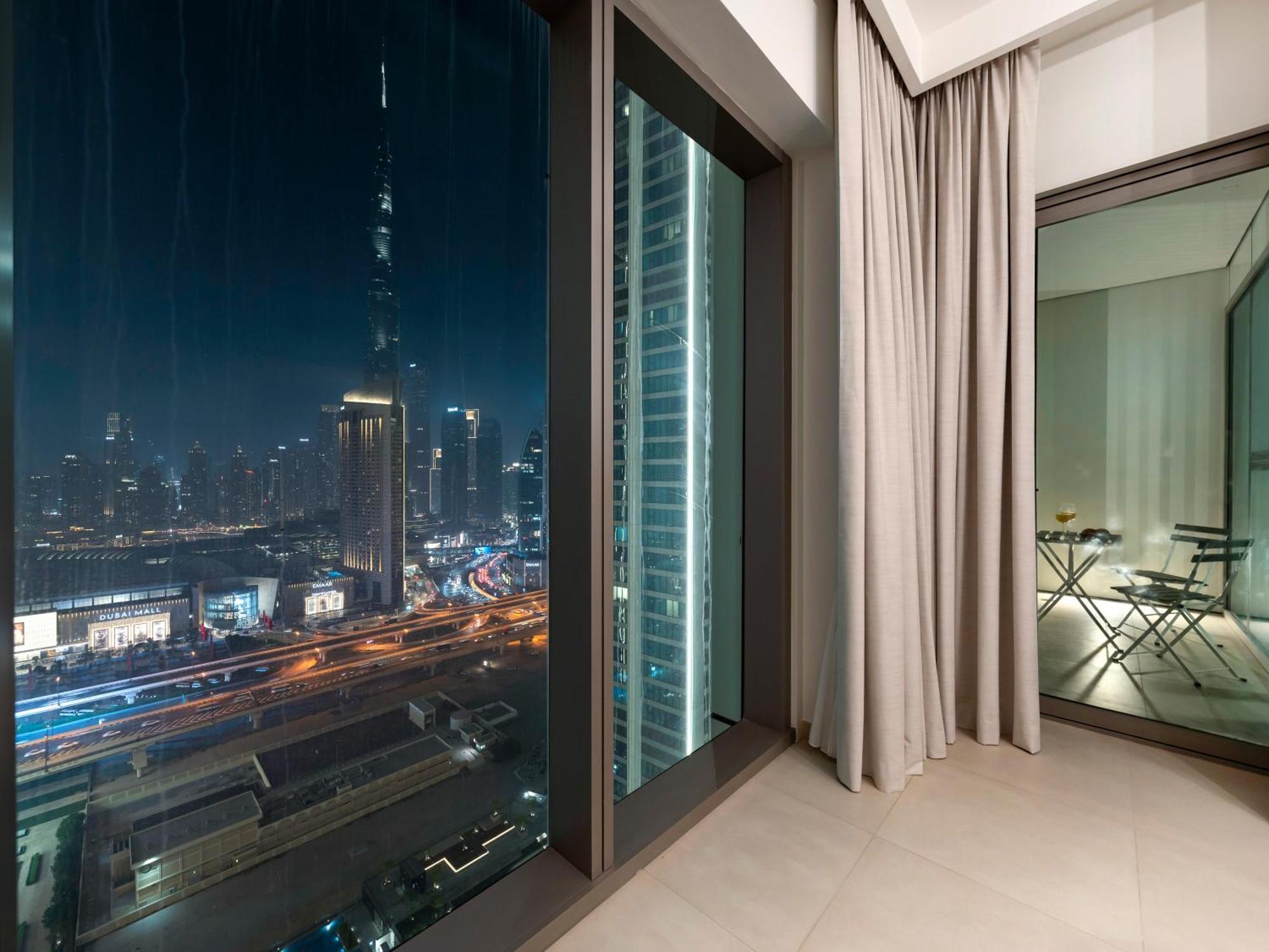 Luxury 2br, Burj And Fountain View, 2 Min Walk To Mall Appartamento Dubai